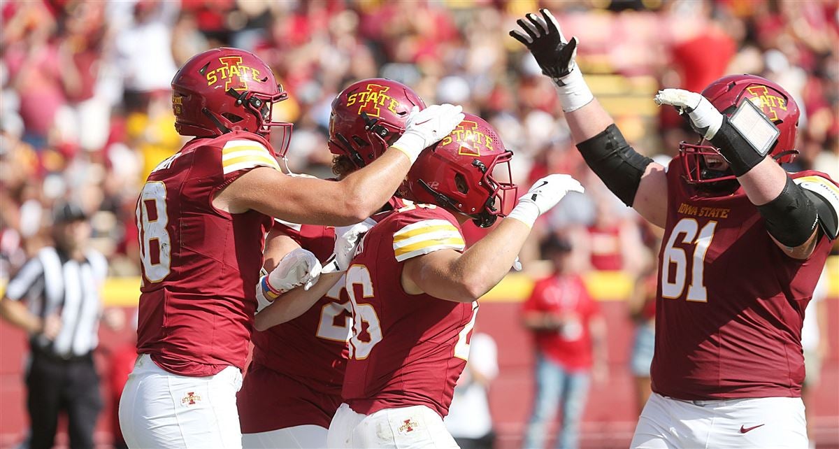 iowa state se prépare pour une fin de saison intense et serrée dans la conférence big 12, avec des matchs décisifs à venir.