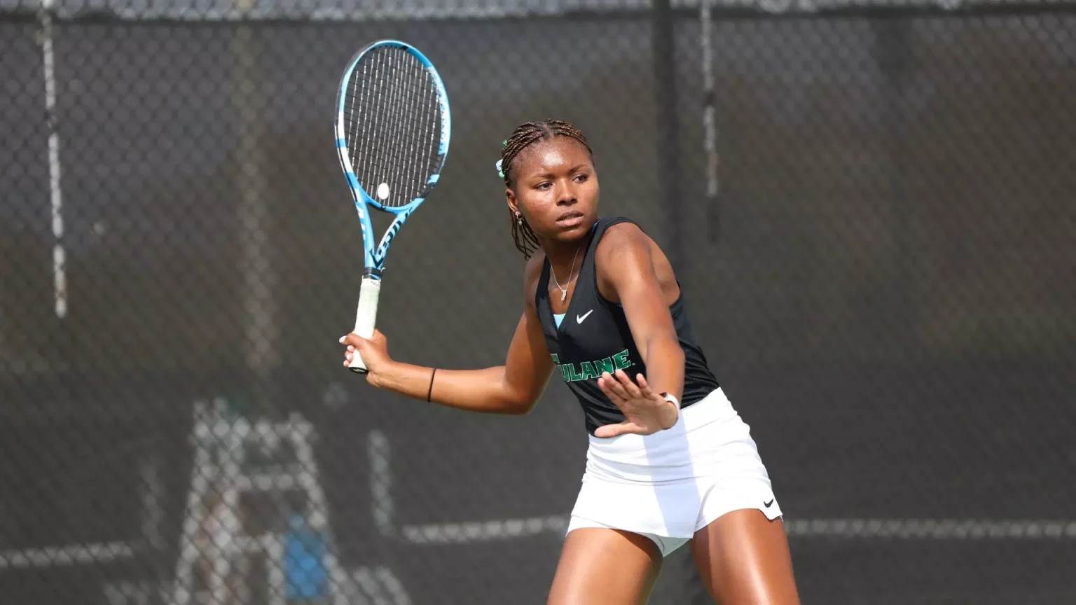 découvrez le match excitant entre tulane et utsa au goldring tennis center. suivez les performances des joueurs et vivez l'ambiance unique du tennis universitaire.