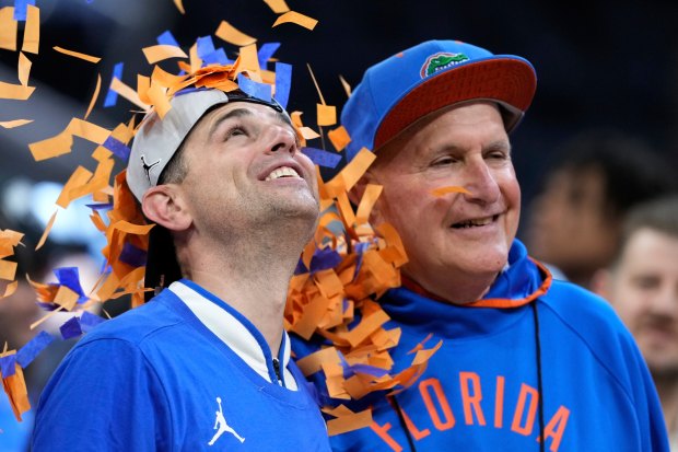 découvrez comment les florida gators de todd golden brillent au meilleur moment pour assurer leur succès cette saison.