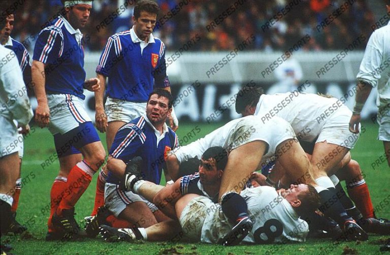 le géant britannique du rugby à xiii annonce une dette de 3 millions avant une possible faillite, mettant en péril l'avenir du club historique.