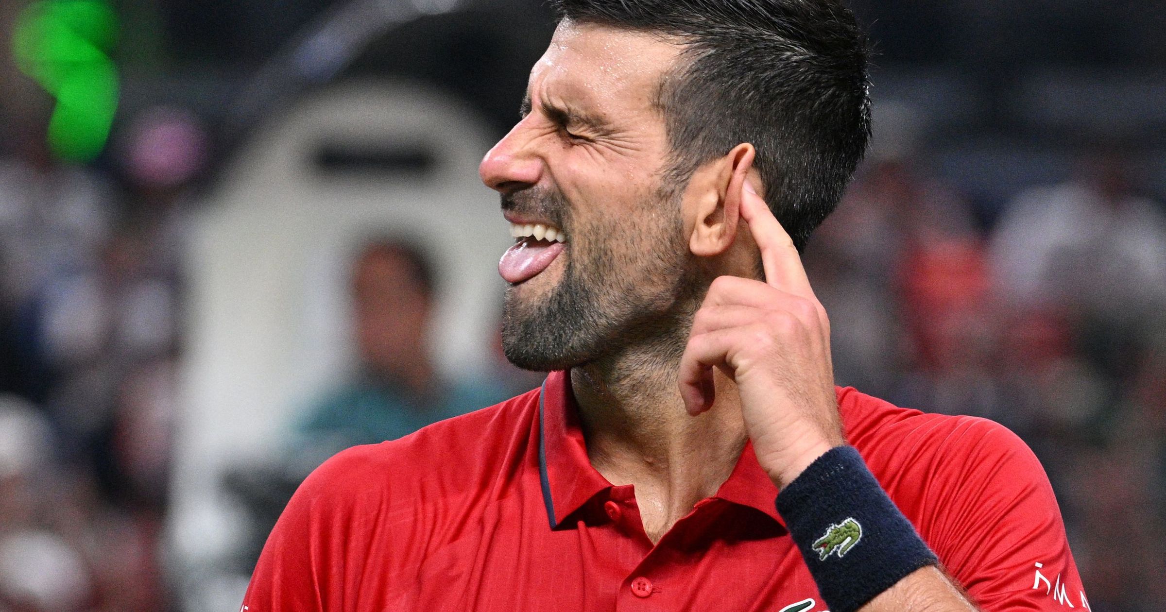 novak djokovic annonce sa retraite lors du tournoi d'indian wells, marquant la fin d'une carrière exceptionnelle dans le tennis.