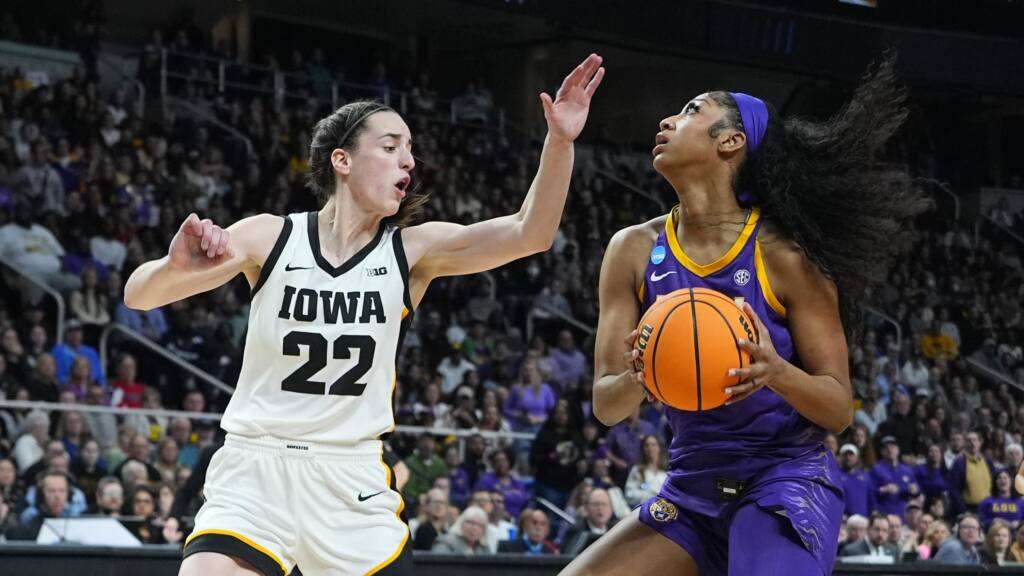 découvrez le top 10 des meilleures joueuses de basketball universitaire avant le tournoi march madness, avec leurs performances clés et statistiques impressionnantes.